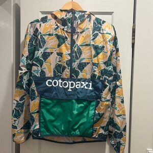 Cotopaxi Geometric Windbreaker Raincoat Womens Sz Small